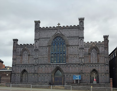 (Staffordshire) Holy Trinity (Newcastle-under-Lyme)