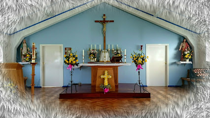 (London) Holy Cross (Plumstead Common)