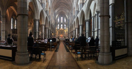 (London) St James (Spanish Place)