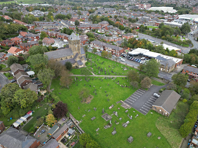 (Shaw) Holy Trinity Parish Church