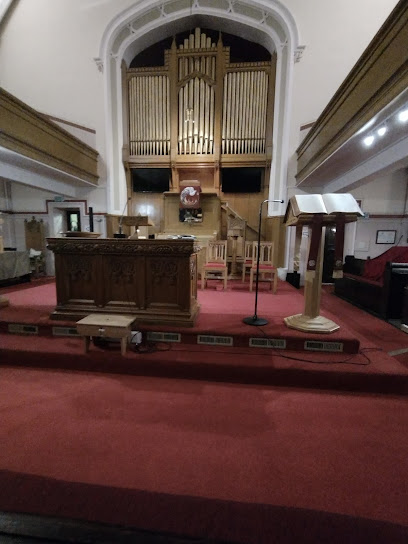 (Busby) Busby Parish Church