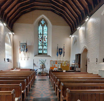 (Luton) Holy Trinity Church Biscot
